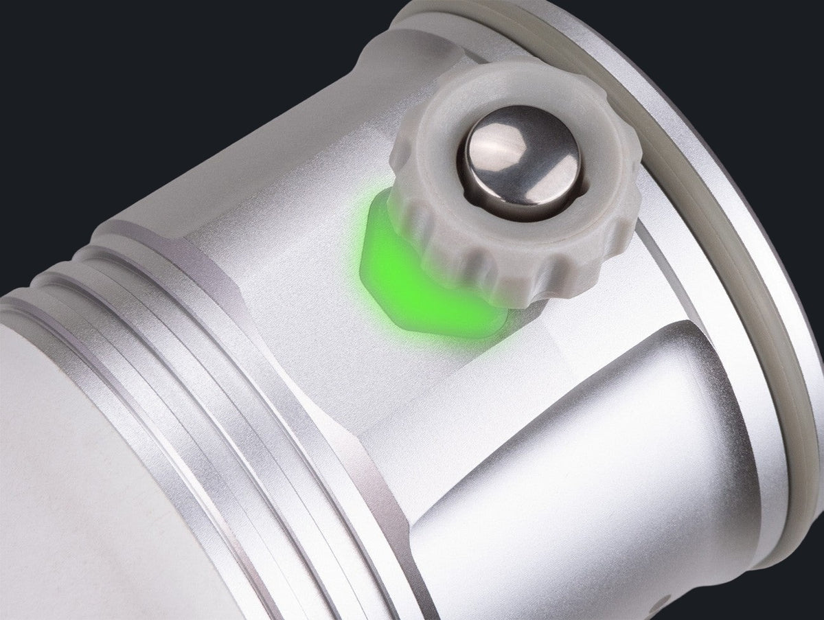 Underwater 3,000 LM Video Light