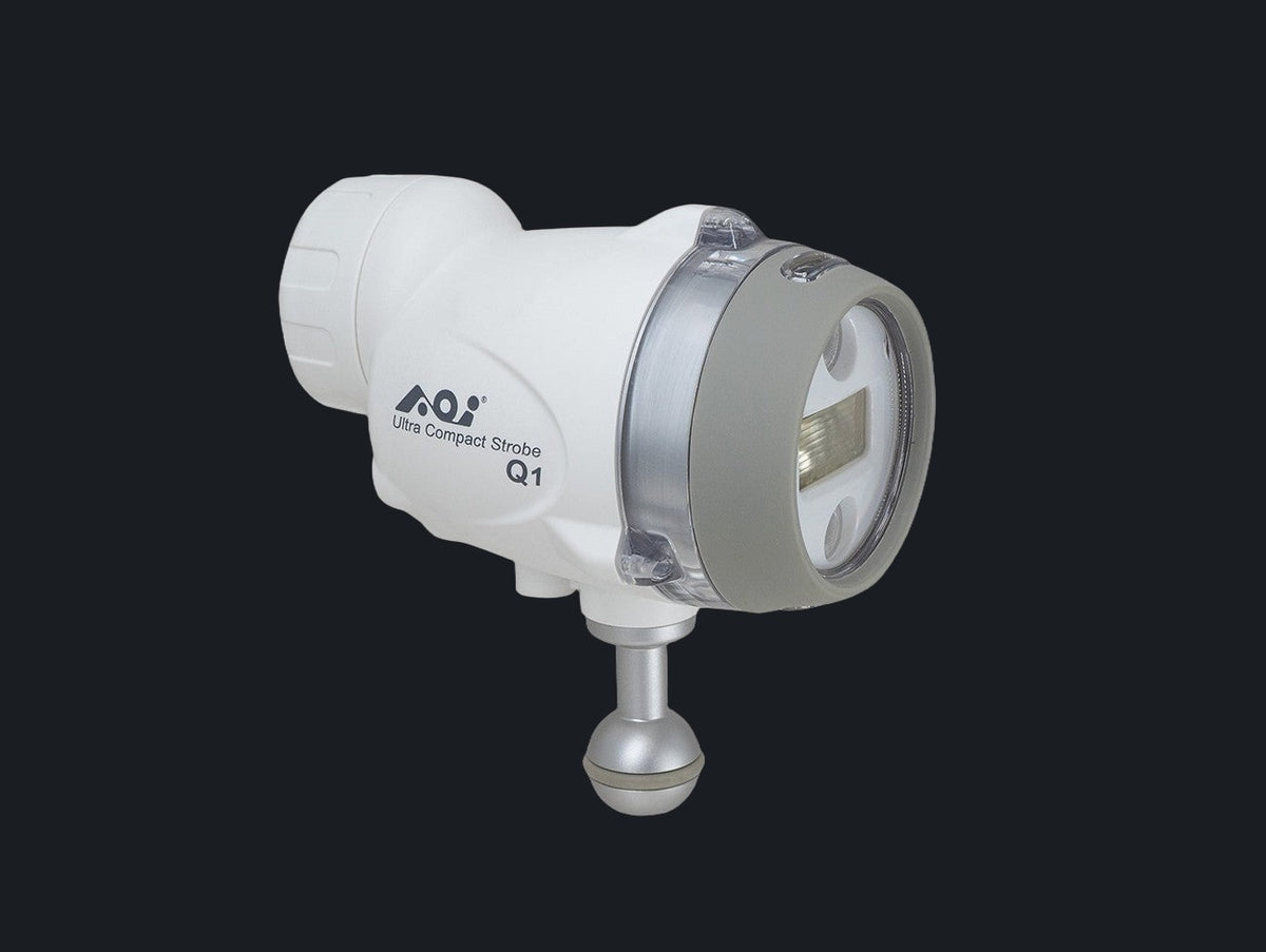 Ultra Compact Strobe- Q1