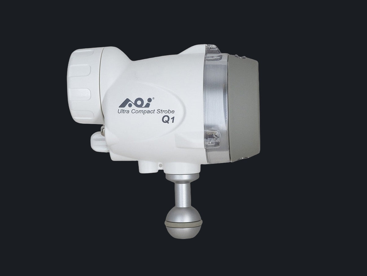 Ultra Compact Strobe- Q1