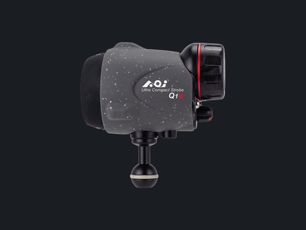 Ultra Compact Strobe- Q1i