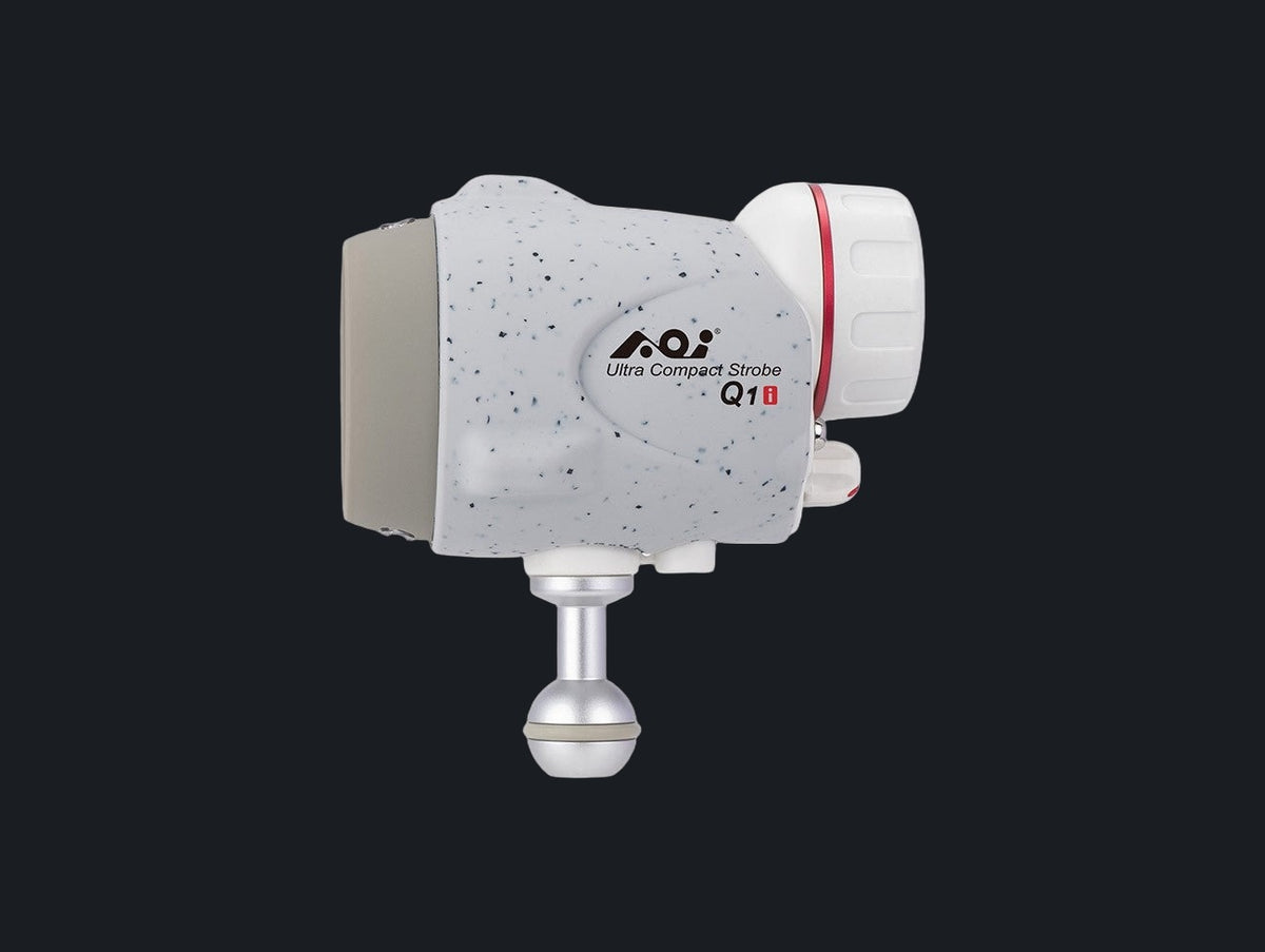 Ultra Compact Strobe- Q1i