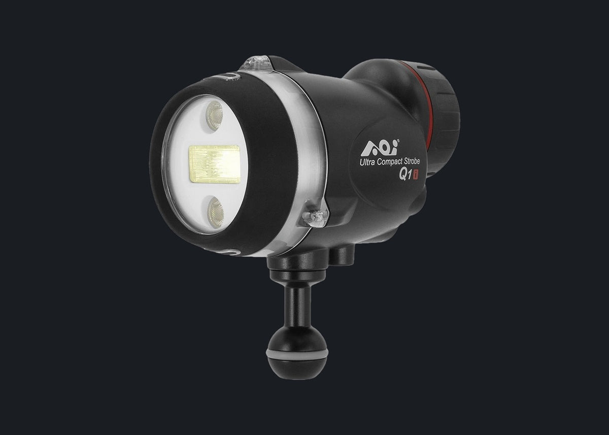 Ultra Compact Strobe- Q1i