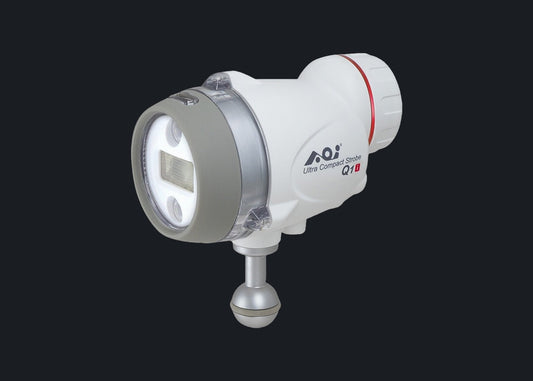 Ultra Compact Strobe- Q1i